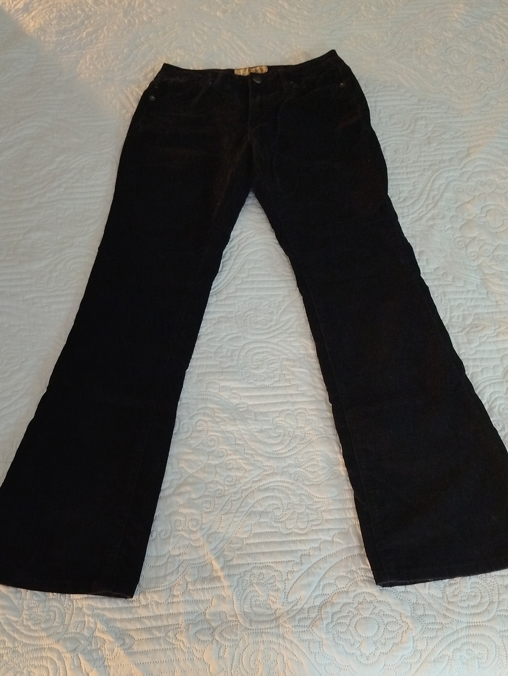 Hybrid & Company Black Corduroy Wide-Leg Flare Jeans